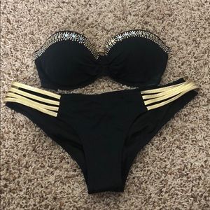 Victoria’s Secret Bikini Suit